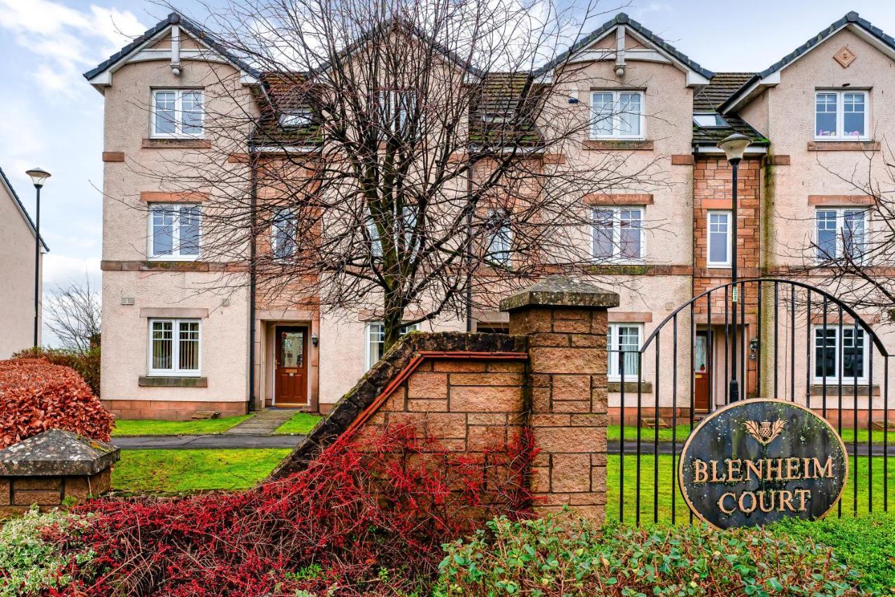 4 Bedroom Townhouse In Stirling Exteriör bild