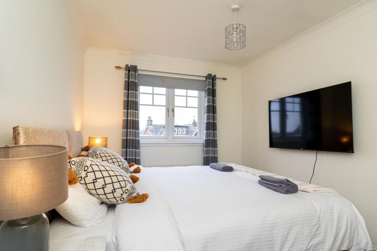 4 Bedroom Townhouse In Stirling Exteriör bild