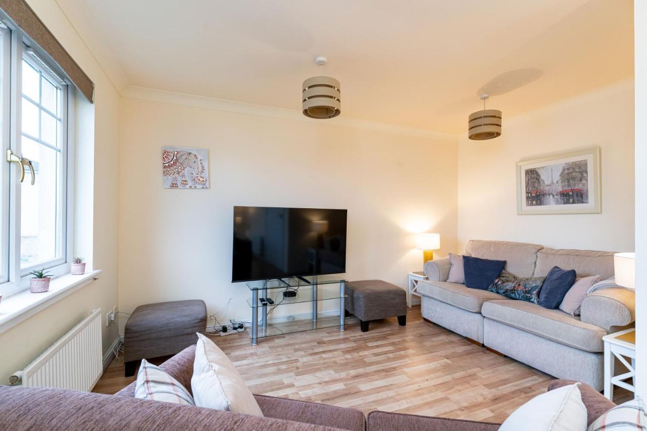 4 Bedroom Townhouse In Stirling Exteriör bild